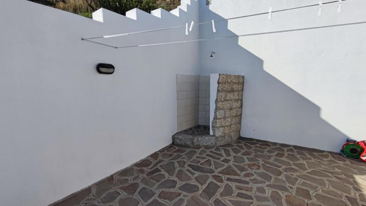 Casa L'Ulivariu Affittacamere 圣特奥多罗 外观 照片