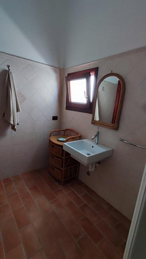 Casa L'Ulivariu Affittacamere 圣特奥多罗 外观 照片